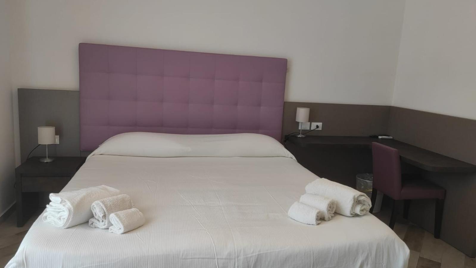 La Perla Del Tirreno Guest House Sapri Exteriör bild