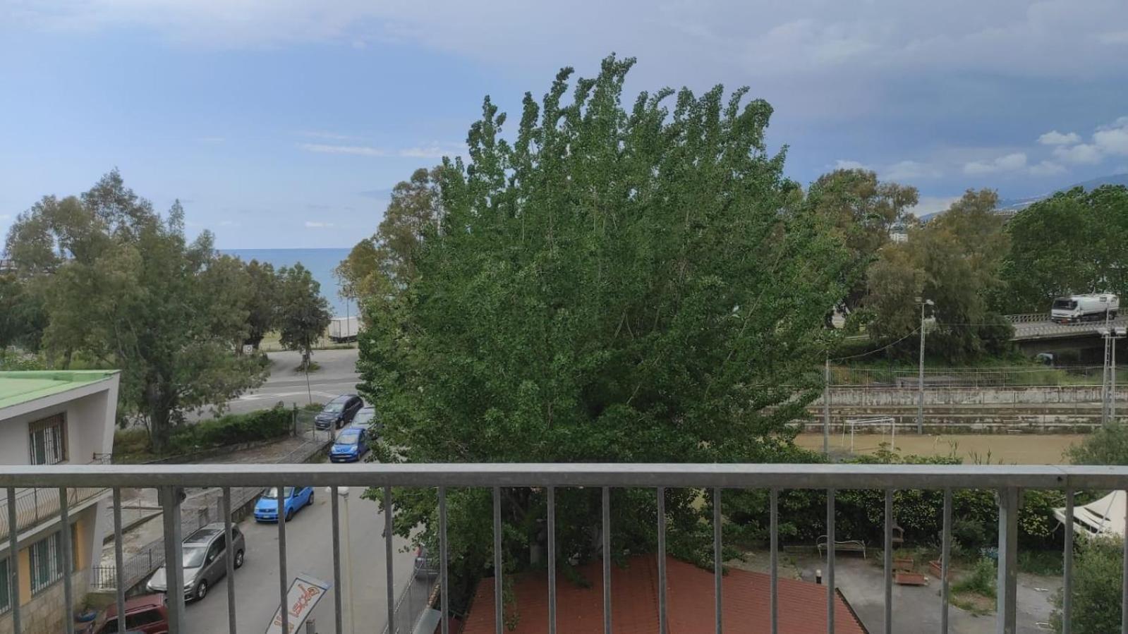 La Perla Del Tirreno Guest House Sapri Exteriör bild